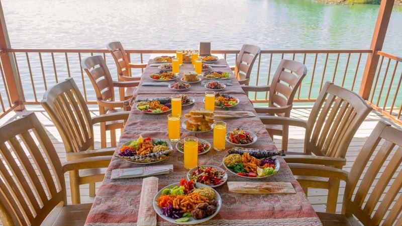 lunch on green canyon