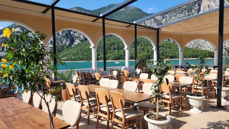 green canyon restaurant lunch